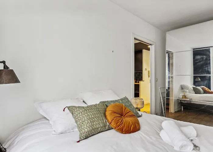 Invalides & Tour Eiffel 1br - Cityapartmentstay *